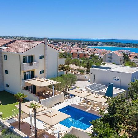 Pool Terrace Sea View Sarkic Apartment Novalja Luaran gambar