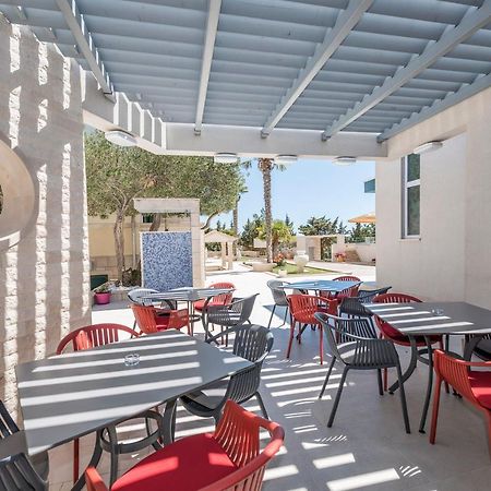 Pool Terrace Sea View Sarkic Apartment Novalja Luaran gambar