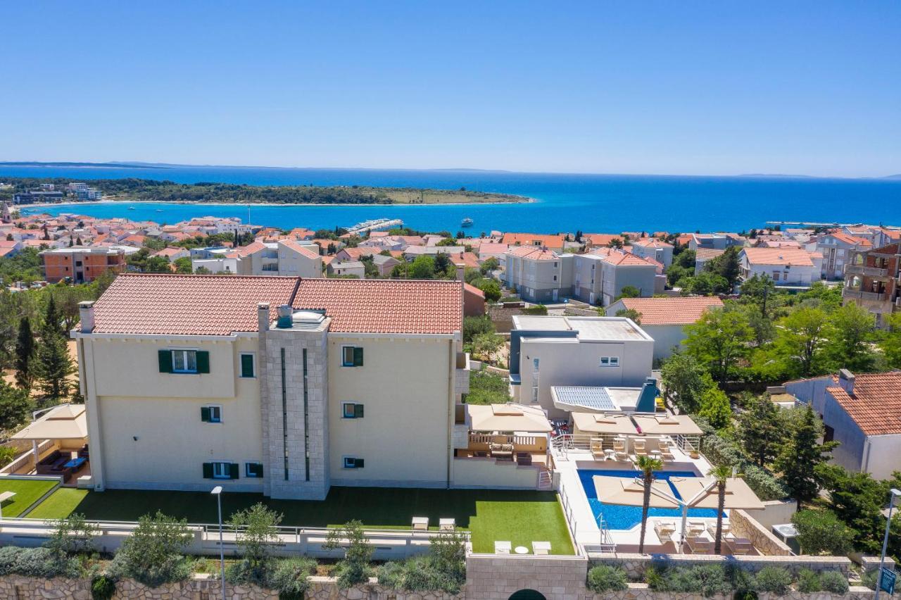 Pool Terrace Sea View Sarkic Apartment Novalja Luaran gambar